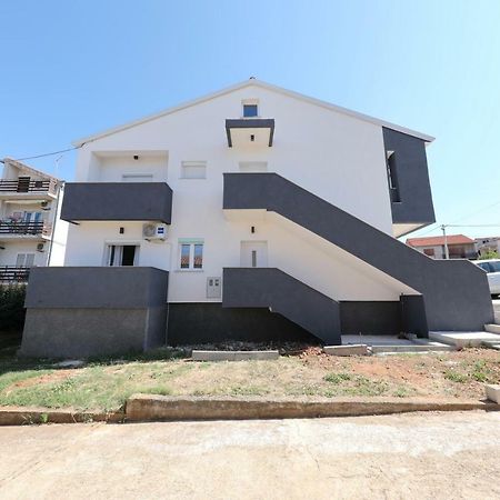 Apartmani Marta Zara Esterno foto