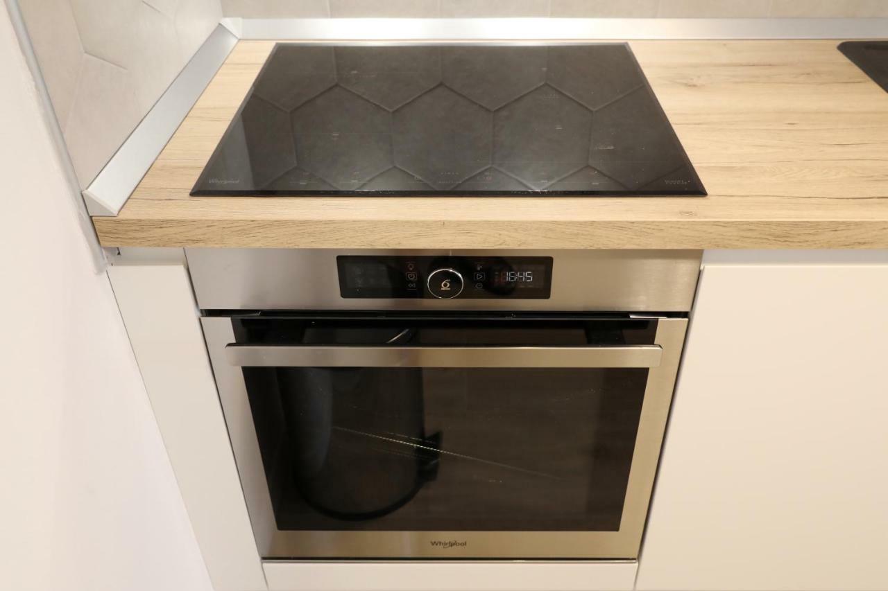 Apartmani Marta Zara Esterno foto