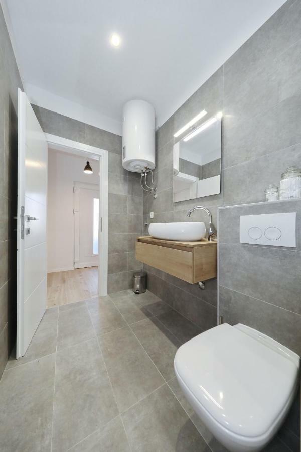 Apartmani Marta Zara Esterno foto