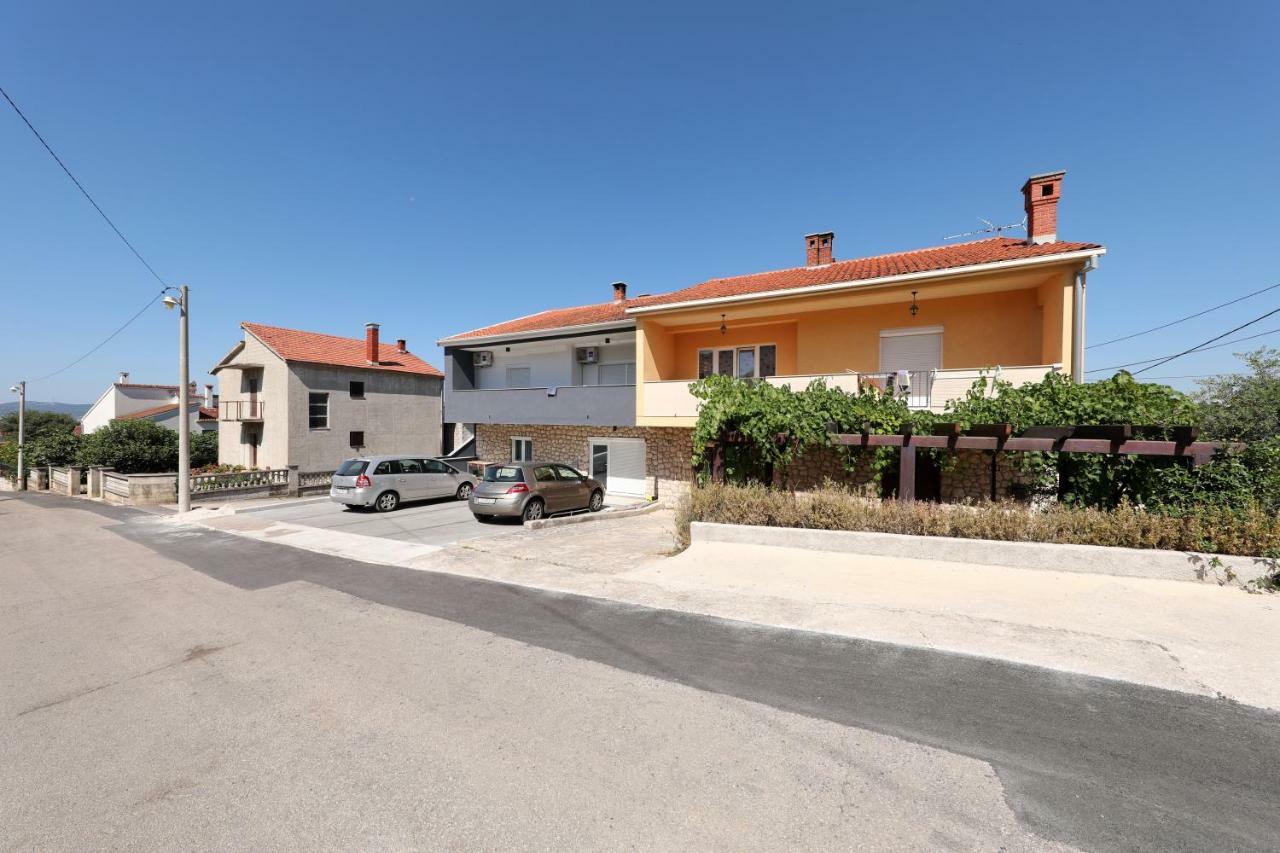 Apartmani Marta Zara Esterno foto