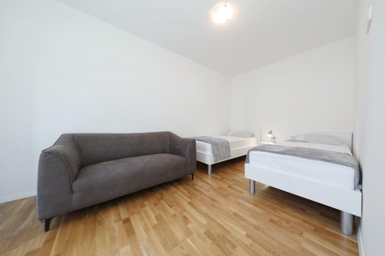 Apartmani Marta Zara Esterno foto